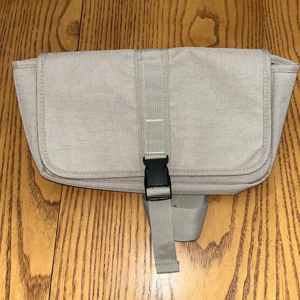 DSG TWITCH + ALLISON UTILITY SLING BAG